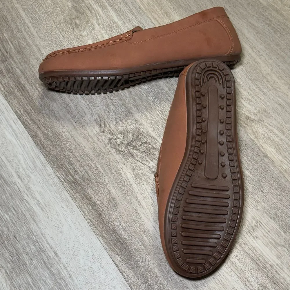 Boys size 7W‎ handsome house shoes/slippers grip rubber bottom
